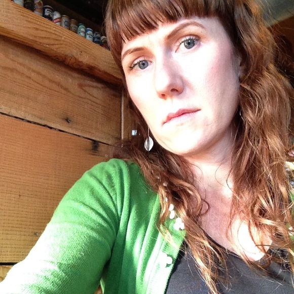 Meet your Posher, Daniella - Picture 2 of 8